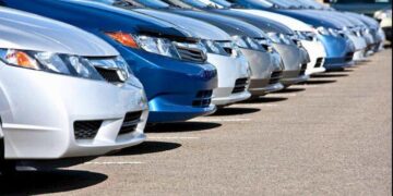 KCCA Suspends On-Street Parking Along Kampala Road and Jinja Road section